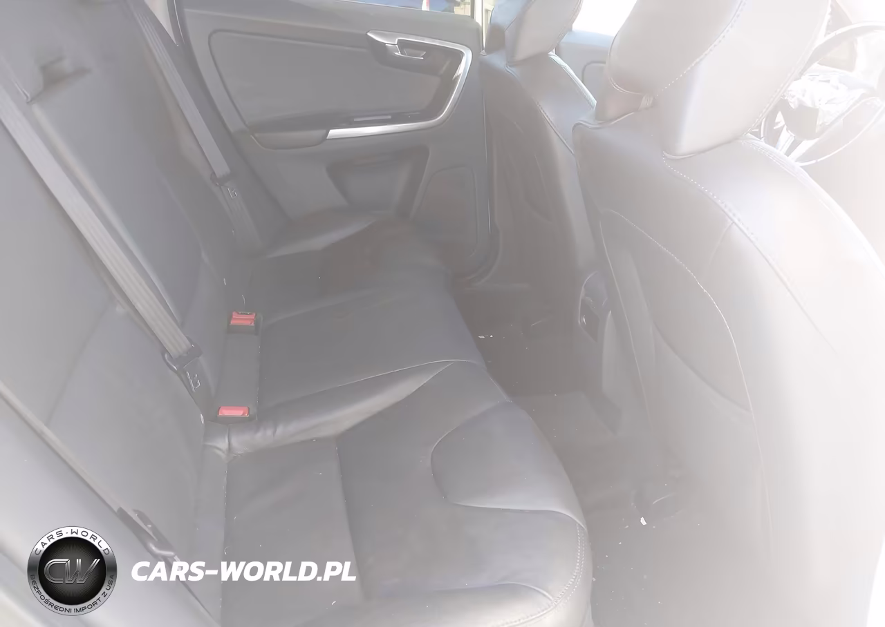 2016 Volvo Xc60 T5 Drive-E Premier VIN:YV440MDK5G2822051 - 8
