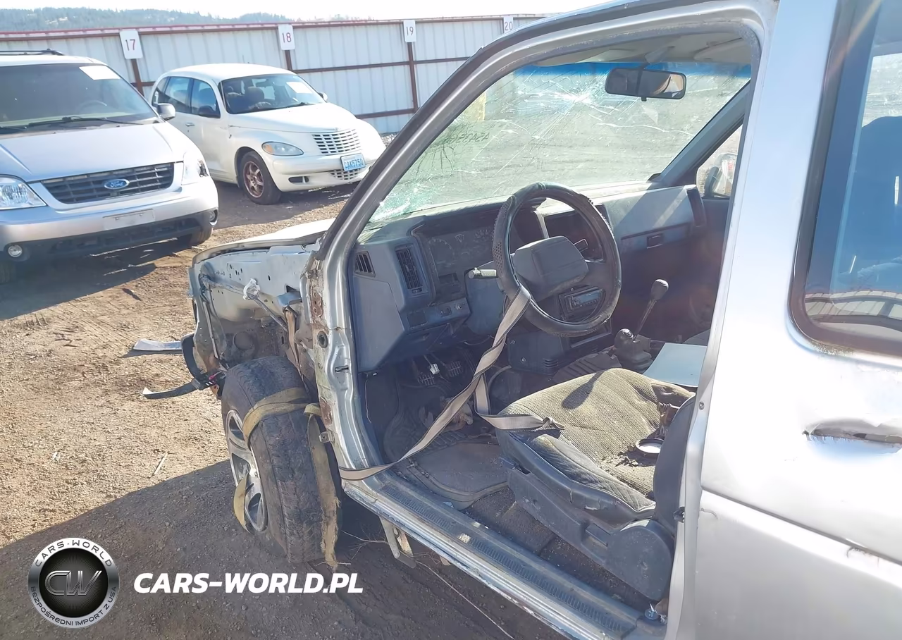 1993 Nissan Truck King Cab VIN:1N6SD16Y6PC306836 - 13