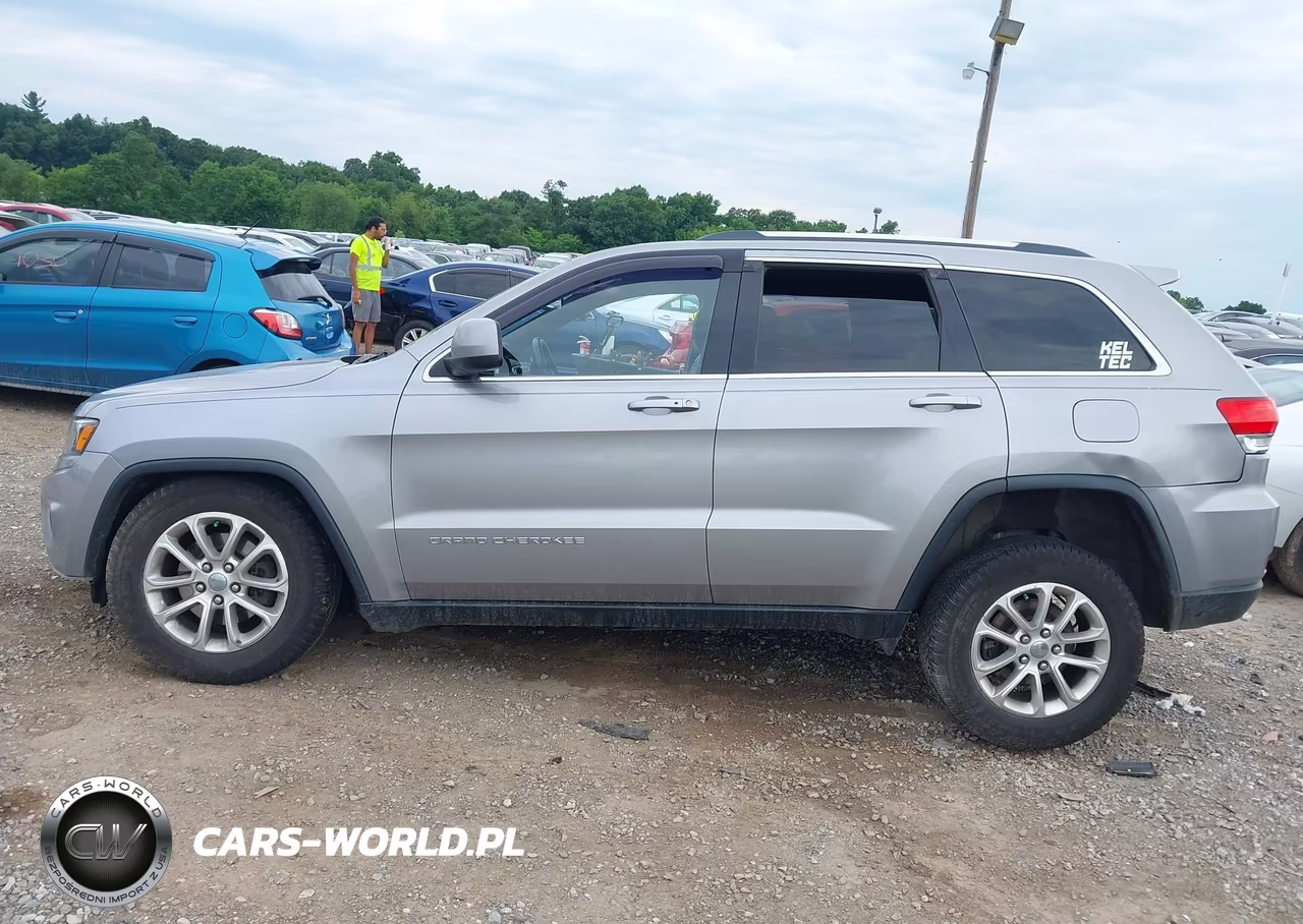 2015 Jeep Grand Cherokee Laredo VIN:1C4RJFAG0FC659934 - 14