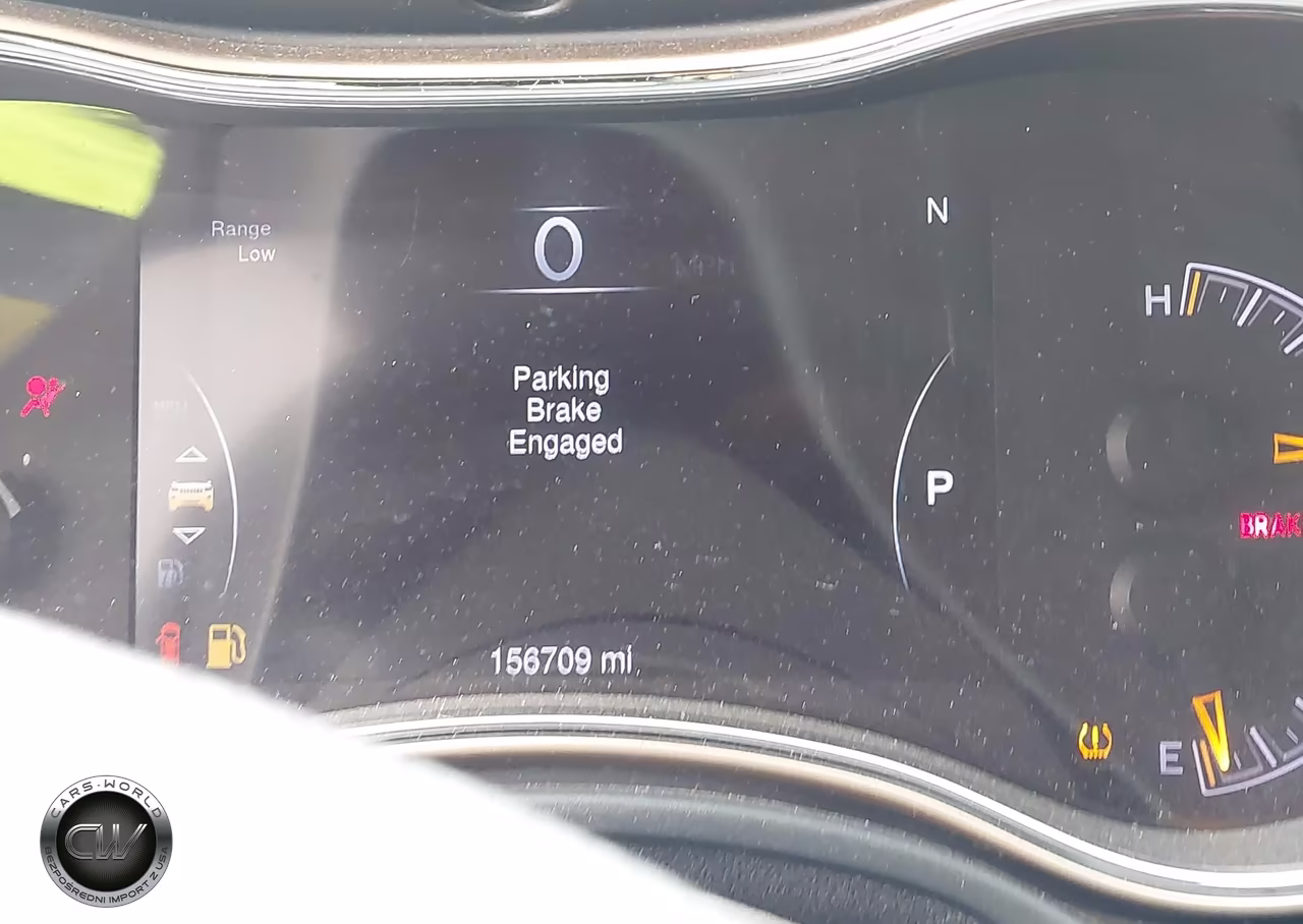 2015 Jeep Grand Cherokee Laredo VIN:1C4RJFAG0FC659934 - 15