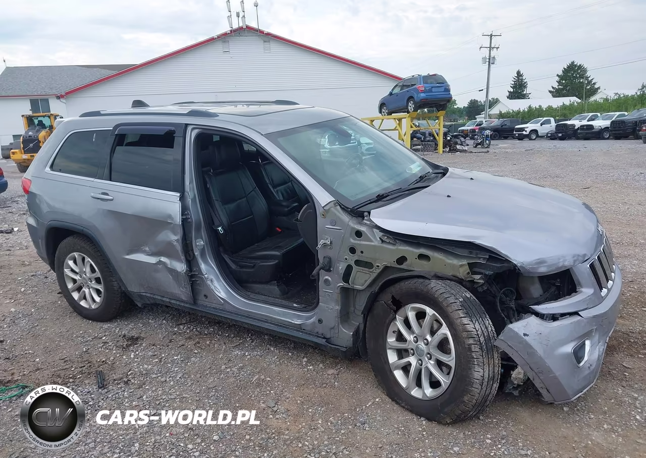 2015 Jeep Grand Cherokee Laredo VIN:1C4RJFAG0FC659934 - 6