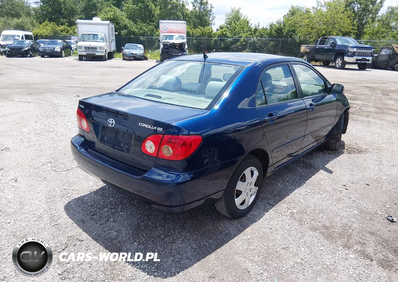2007 Toyota Corolla Le VIN:1NXBR32E87Z804165 - 4