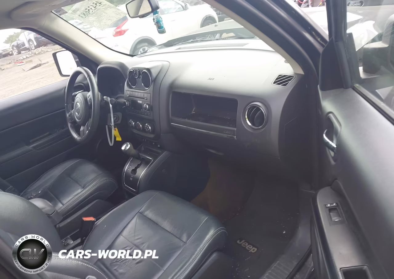 2015 Jeep Patriot High Altitude Edition VIN:1C4NJRFB6FD272134 - 5