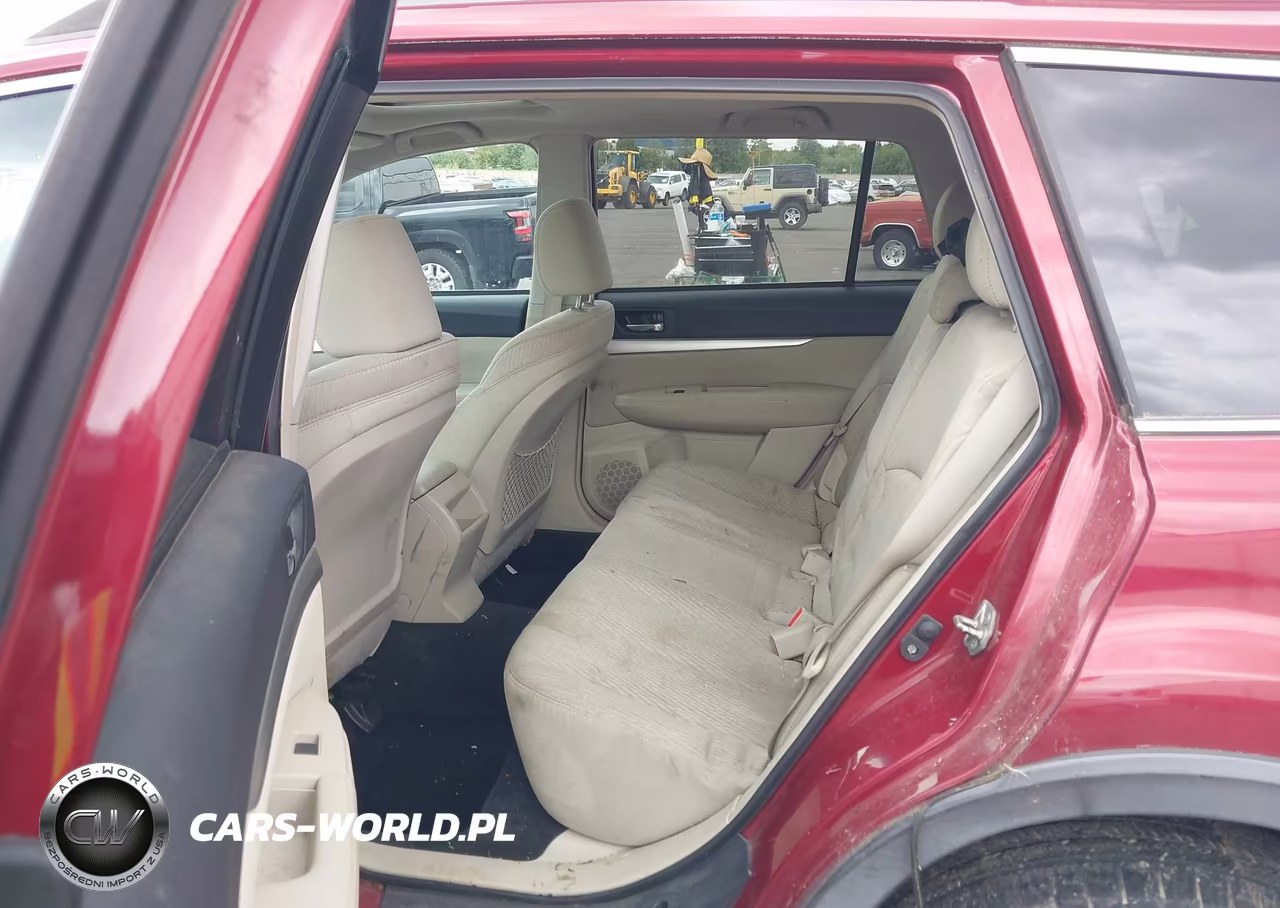 2011 Subaru Outback 2.5I Premium VIN:4S4BRBHC1B3343812 - 8