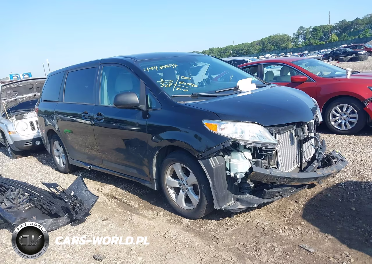 2020 Toyota Sienna L – zdjęcie 1 z 17
