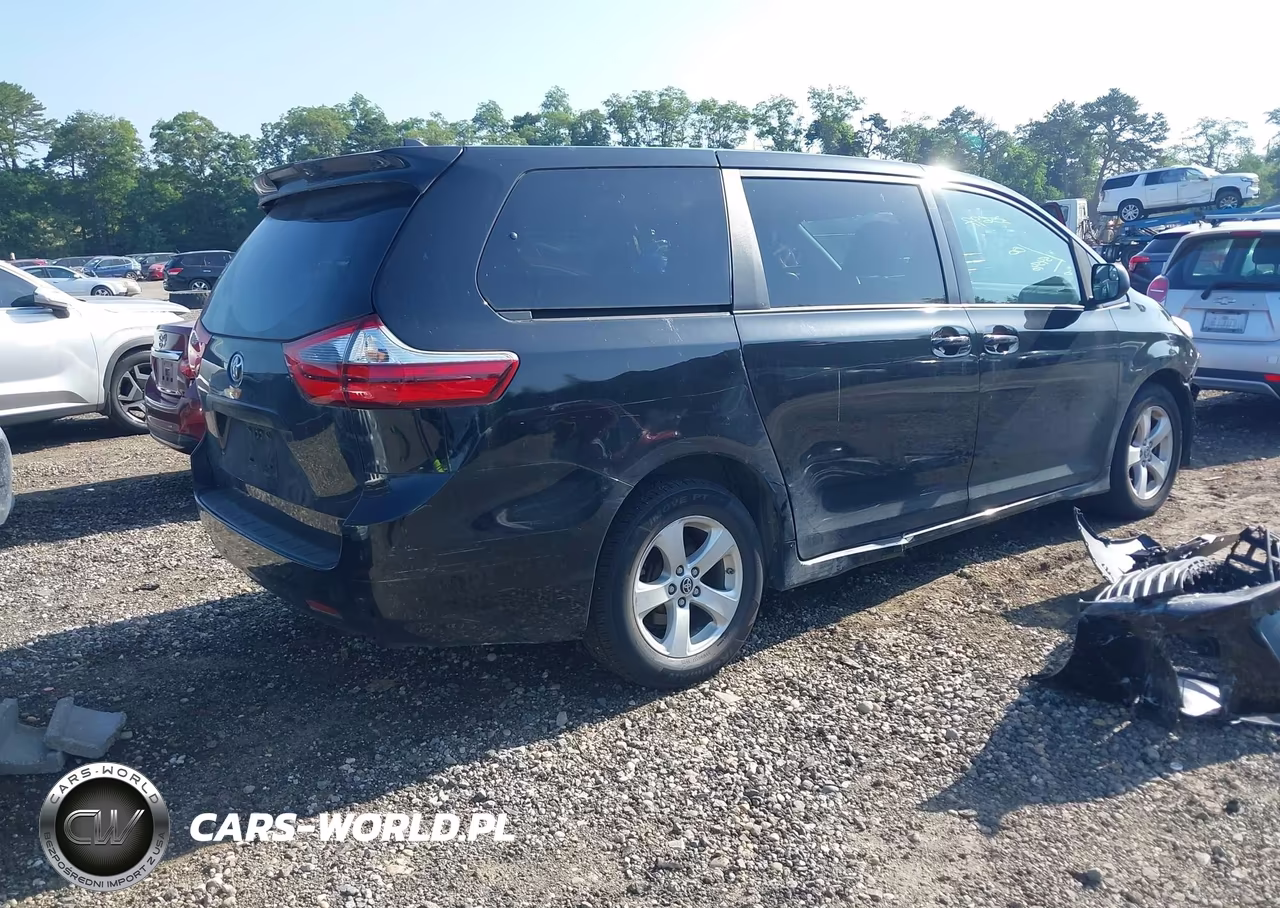 2020 Toyota Sienna L VIN:5TDZZ3DC5LS069318 - 4