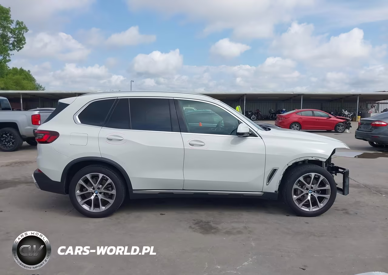 2022 BMW X5 xDrive40I VIN:5UXCR6C06N9L57105 - 14