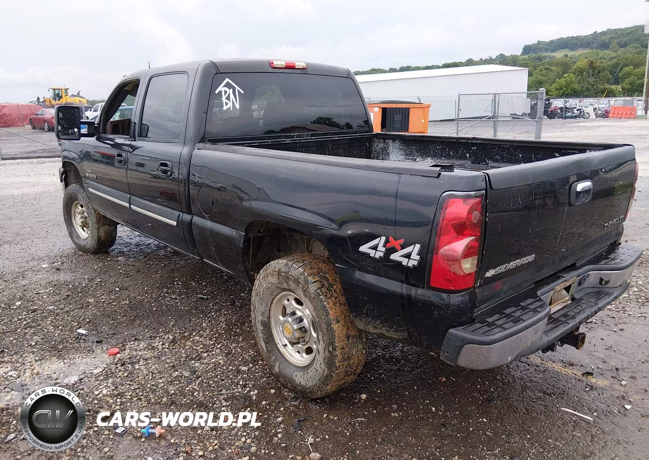 2004 Chevrolet Silverado 2500Hd Lt VIN:1GCHK23214F258696 - 3