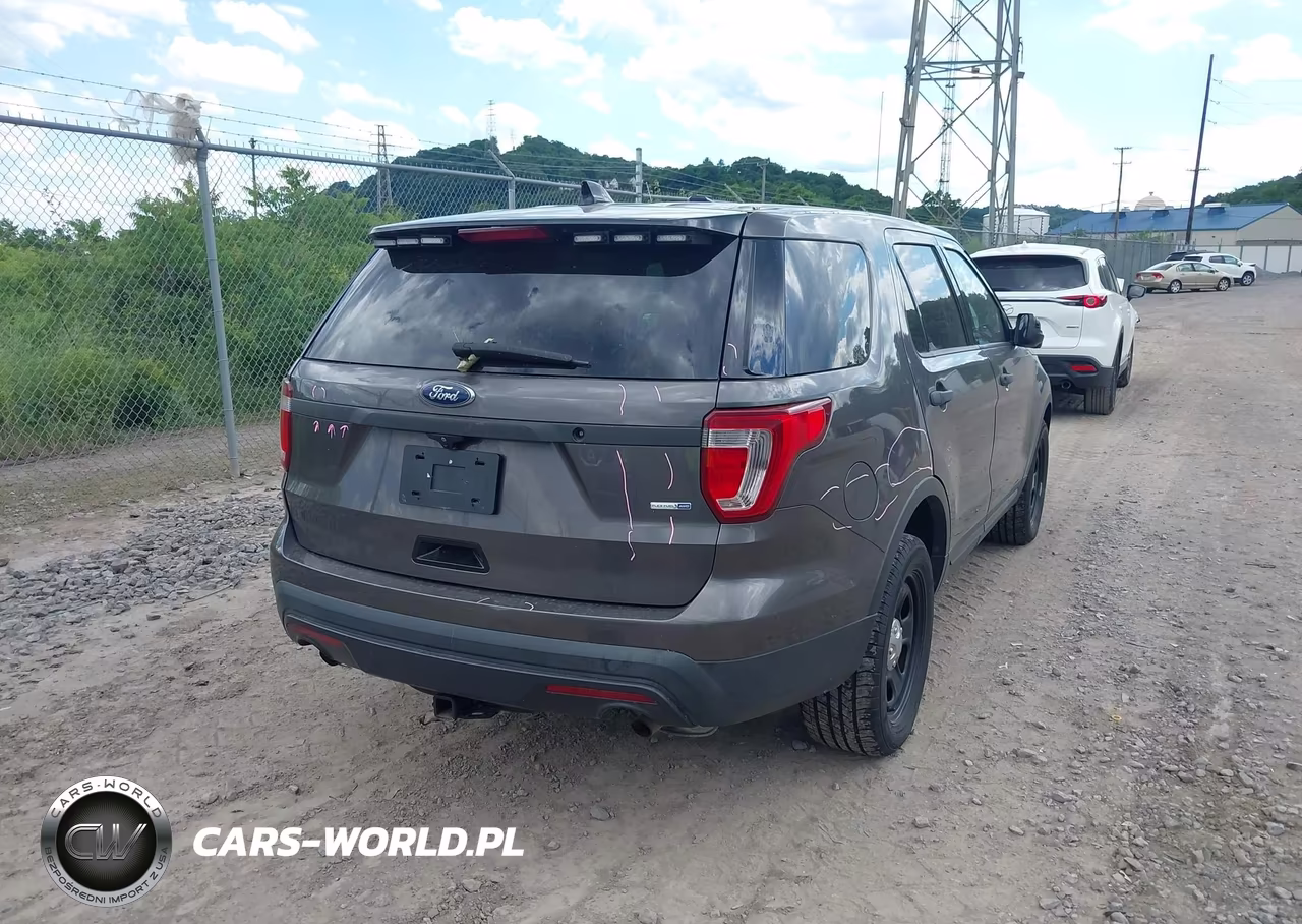 2017 Ford Utility Police Interceptor VIN:1FM5K8AR1HGB54386 - 4