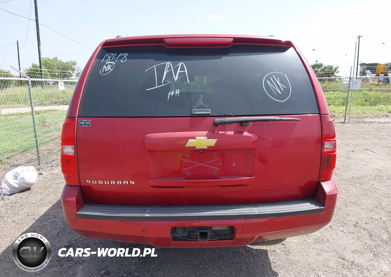 2013 Chevrolet Suburban Lt VIN:1GNSCJE05DR101848 - 16