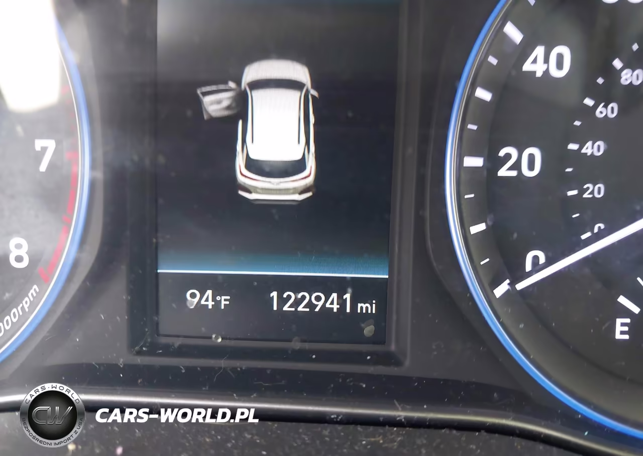 2018 Hyundai Kona Ultimate VIN:KM8K53A54JU130021 - 15