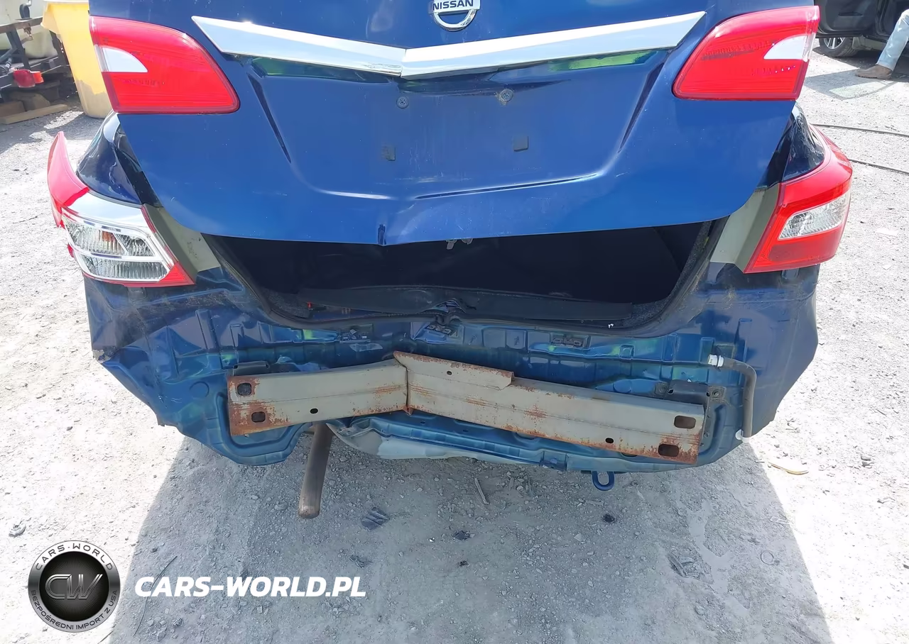 2017 Nissan Sentra S VIN:3N1AB7AP7HY333058 - 6