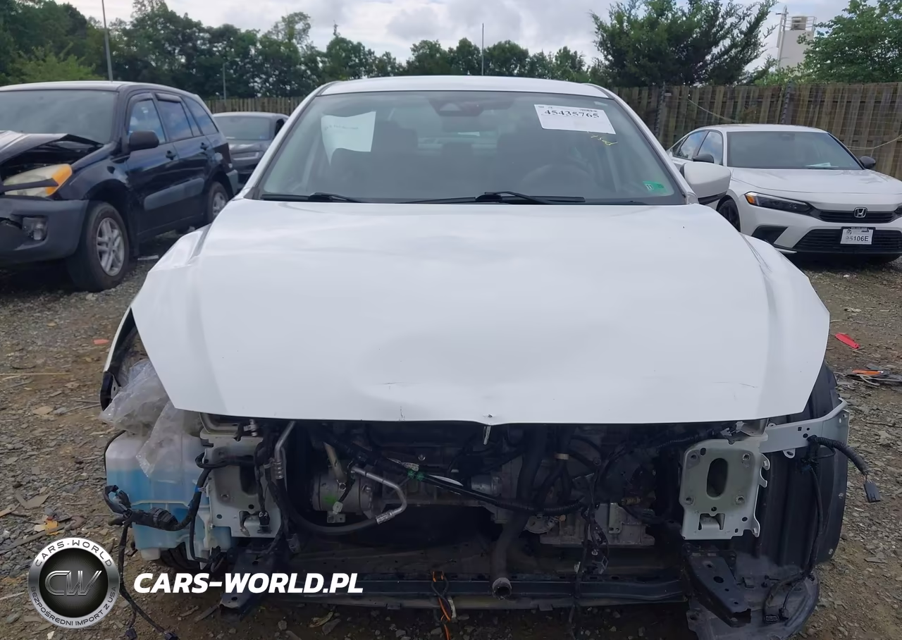 2018 Mazda Mazda3 Touring VIN:3MZBN1V32JM163456 - 13