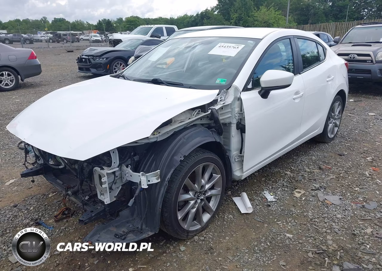 2018 Mazda Mazda3 Touring VIN:3MZBN1V32JM163456 - 2