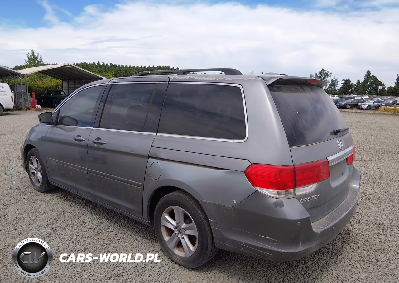 2009 Honda Odyssey Touring VIN:5FNRL38909B044016 - 3