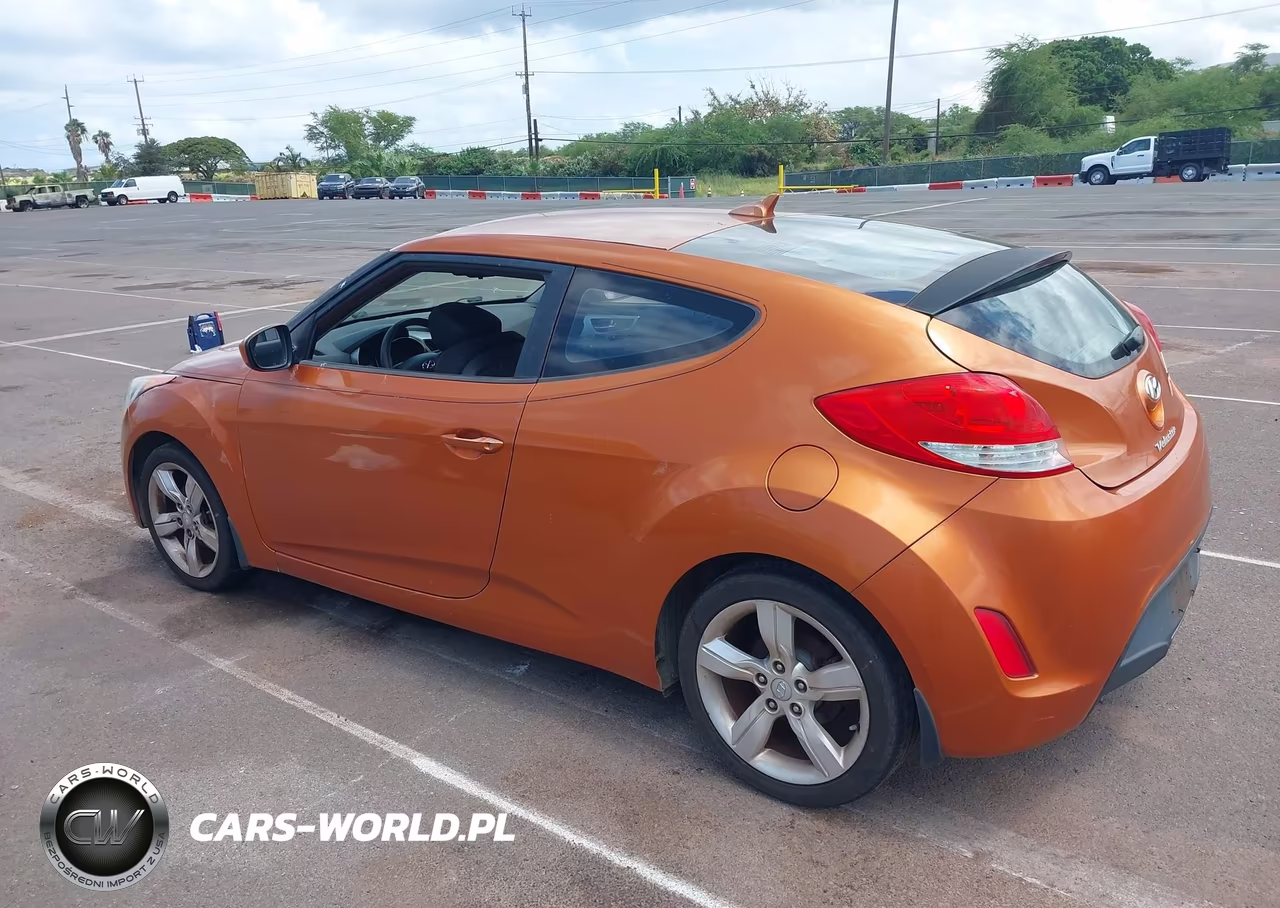 2012 Hyundai Veloster Base W-Black VIN:KMHTC6AD7CU060083 - 3