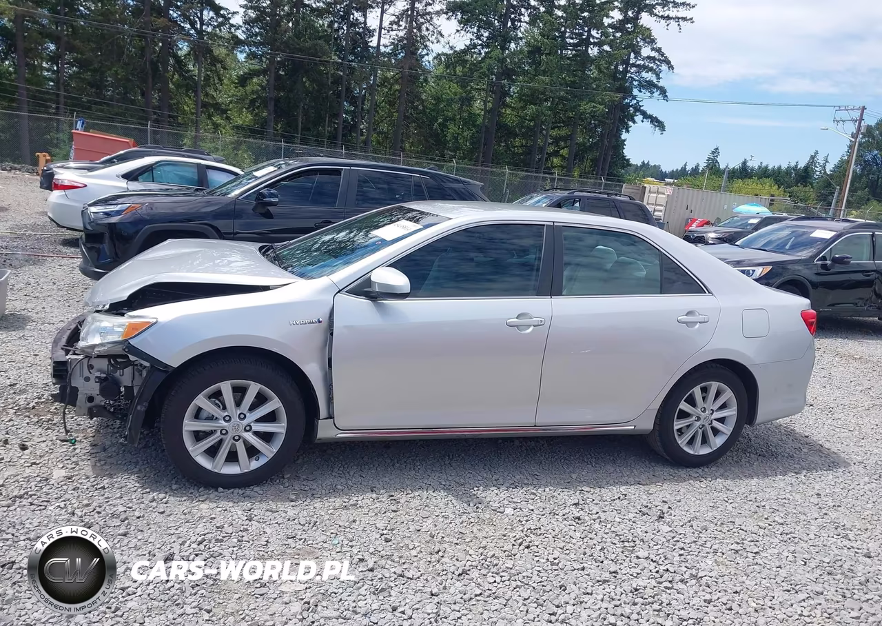 2014 Toyota Camry Hybrid Xle VIN:4T1BD1FK4EU102165 - 15