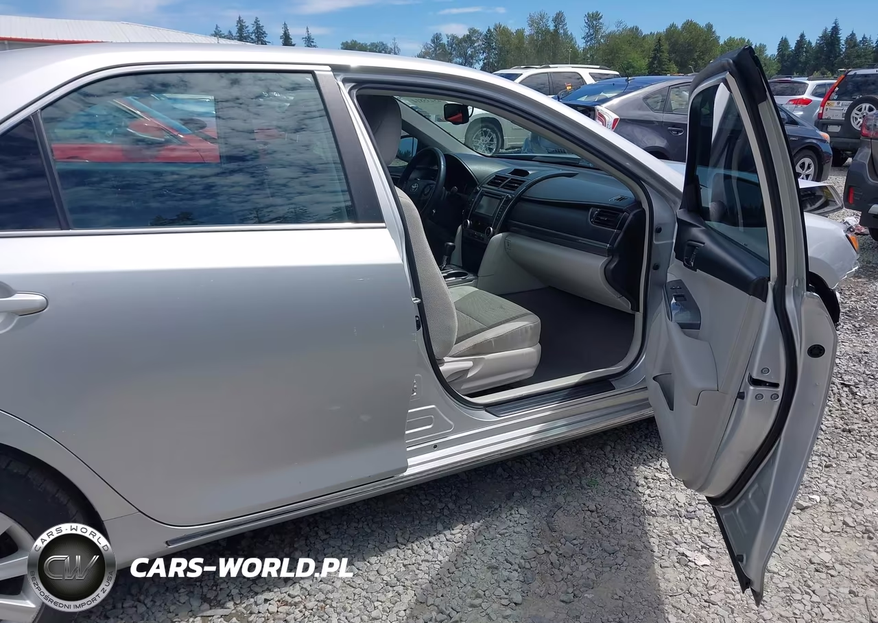 2014 Toyota Camry Hybrid Xle VIN:4T1BD1FK4EU102165 - 5