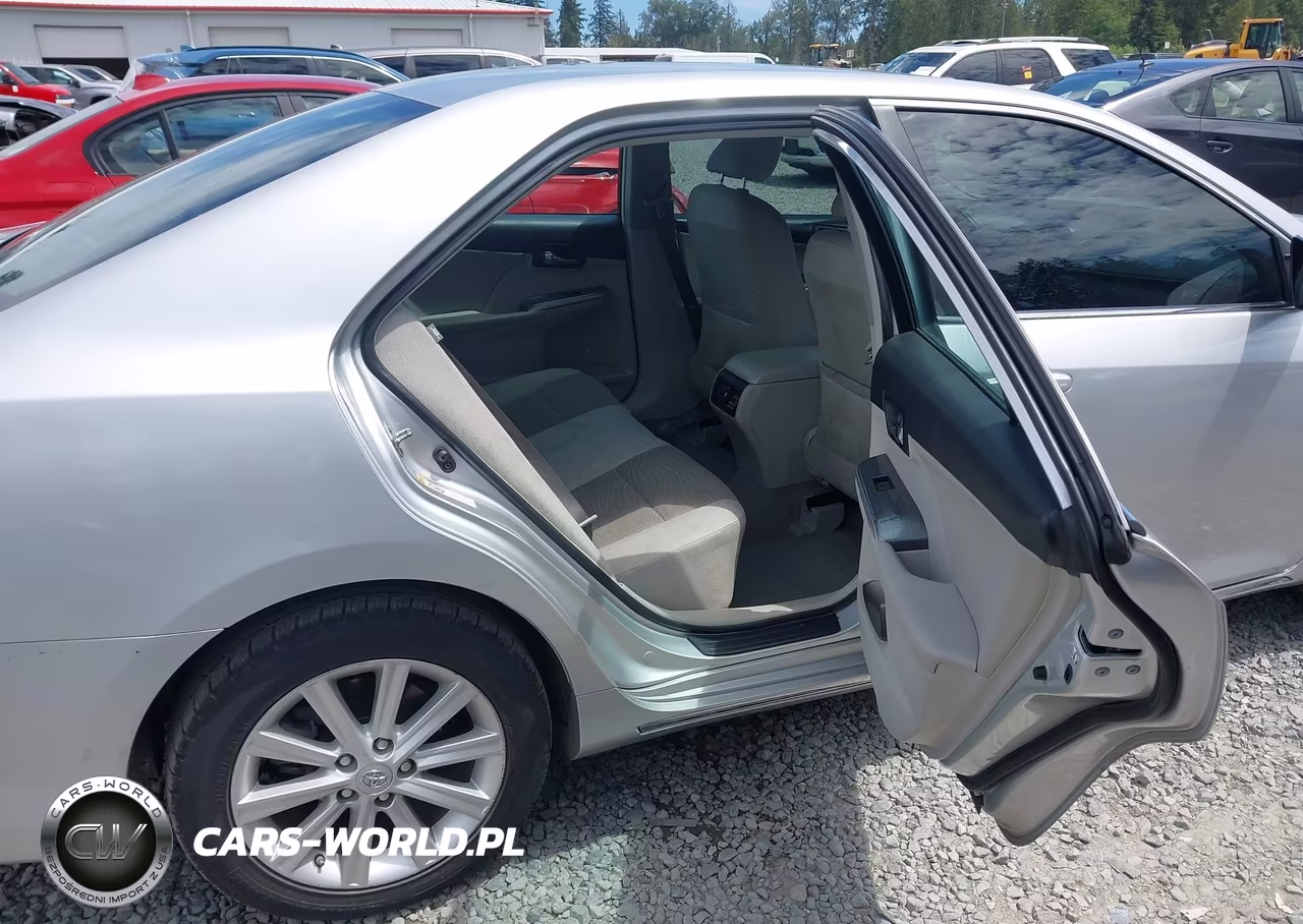 2014 Toyota Camry Hybrid Xle VIN:4T1BD1FK4EU102165 - 8
