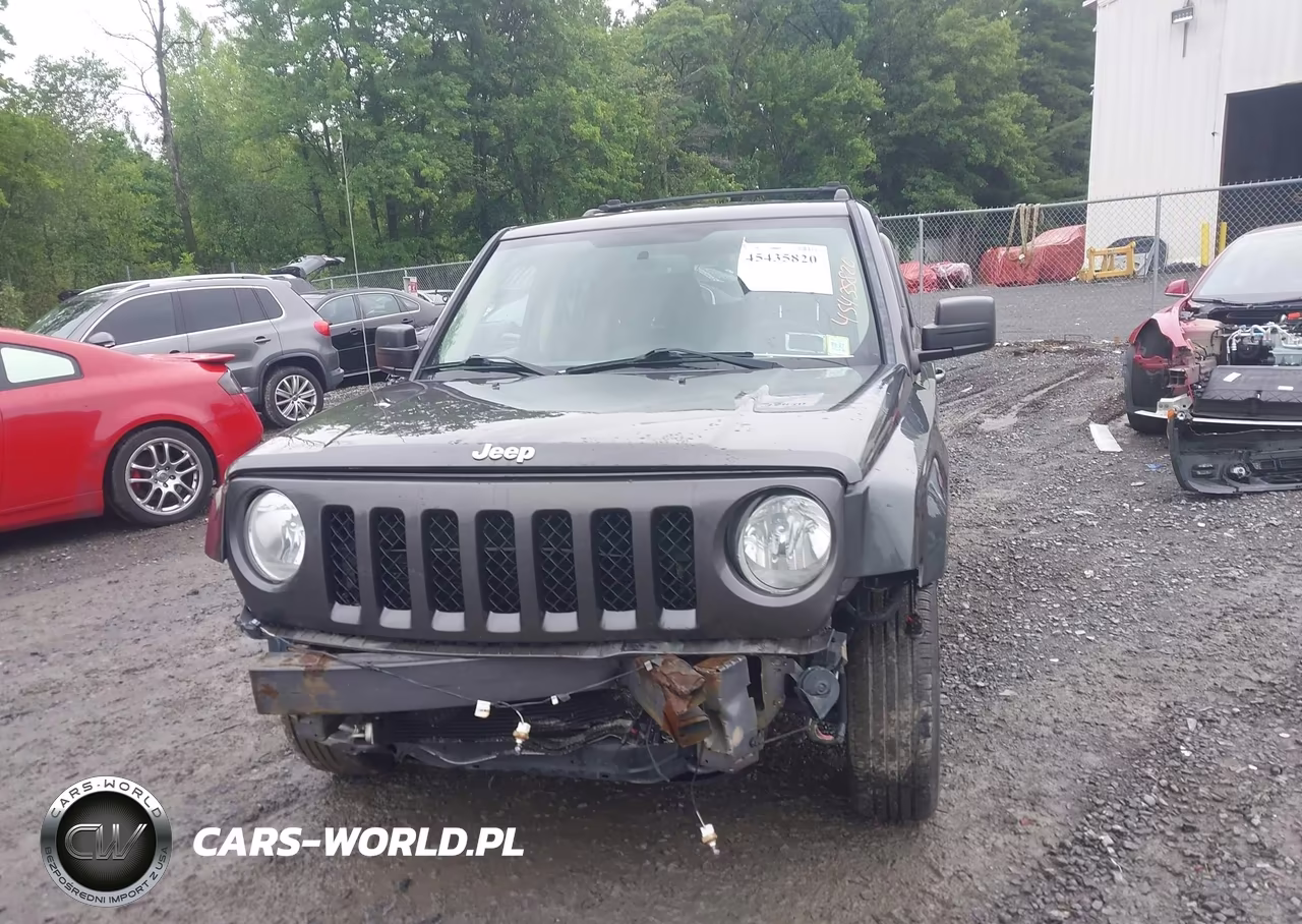 2015 Jeep Patriot Latitude VIN:1C4NJRFB6FD258573 - 12