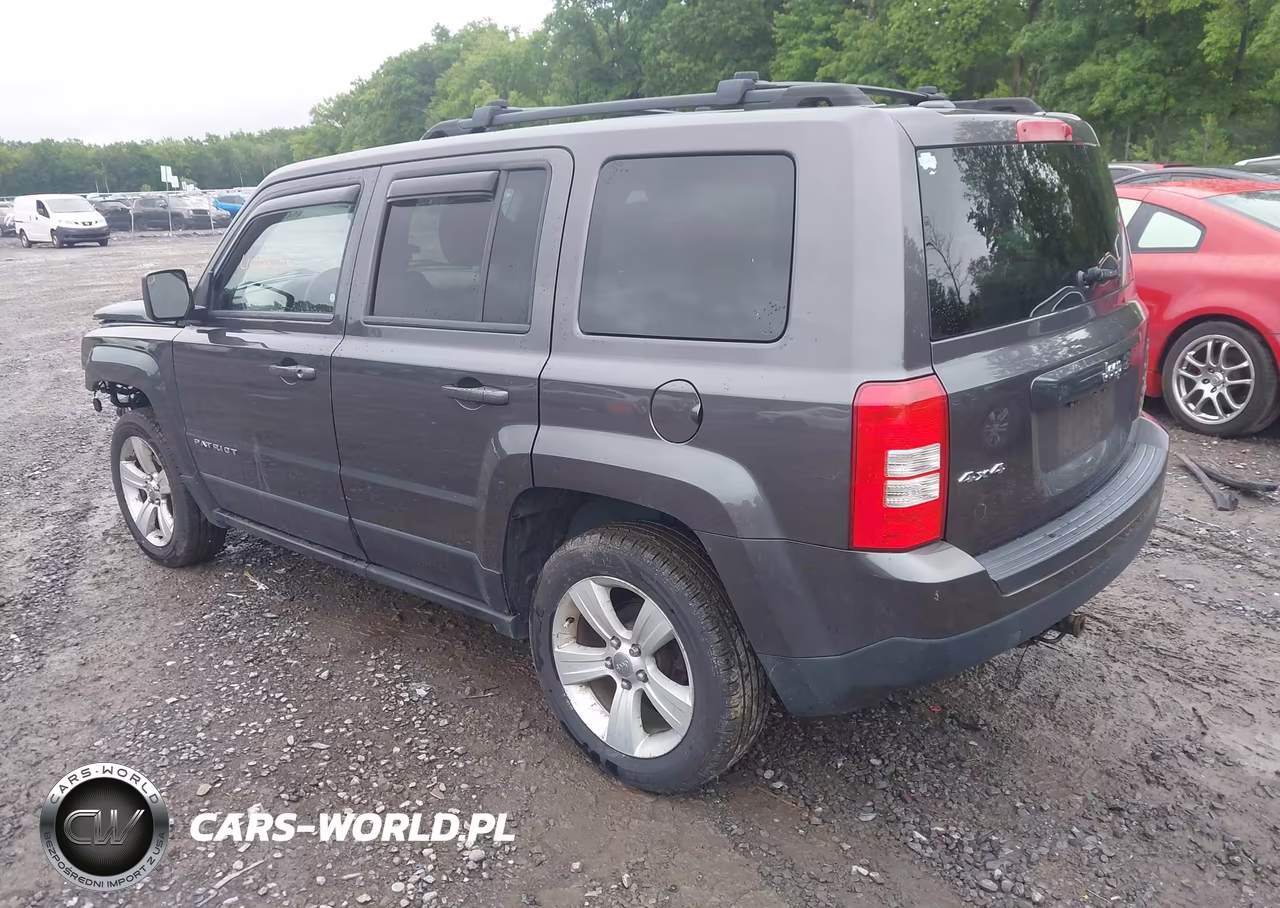 2015 Jeep Patriot Latitude VIN:1C4NJRFB6FD258573 - 3