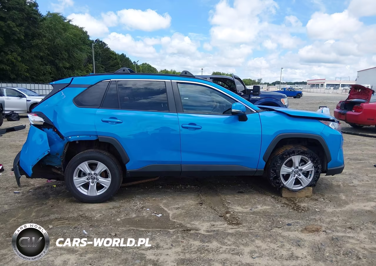 2021 Toyota Rav4 Xle VIN:2T3P1RFV4MW203347 - 14