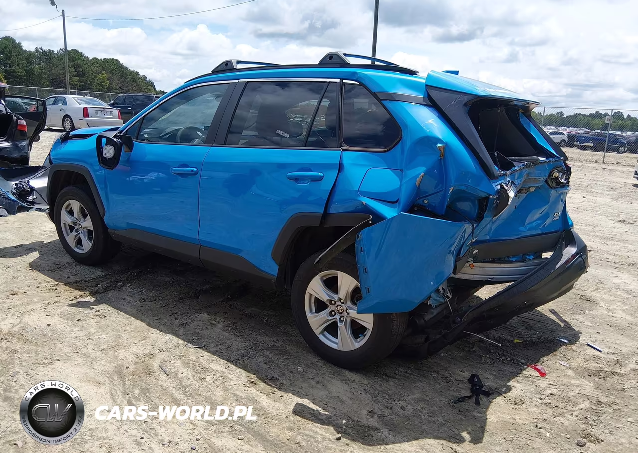 2021 Toyota Rav4 Xle VIN:2T3P1RFV4MW203347 - 3