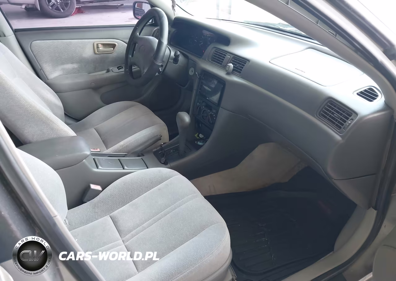 1998 Toyota Camry Le VIN:4T1BG22K2WU388070 - 5