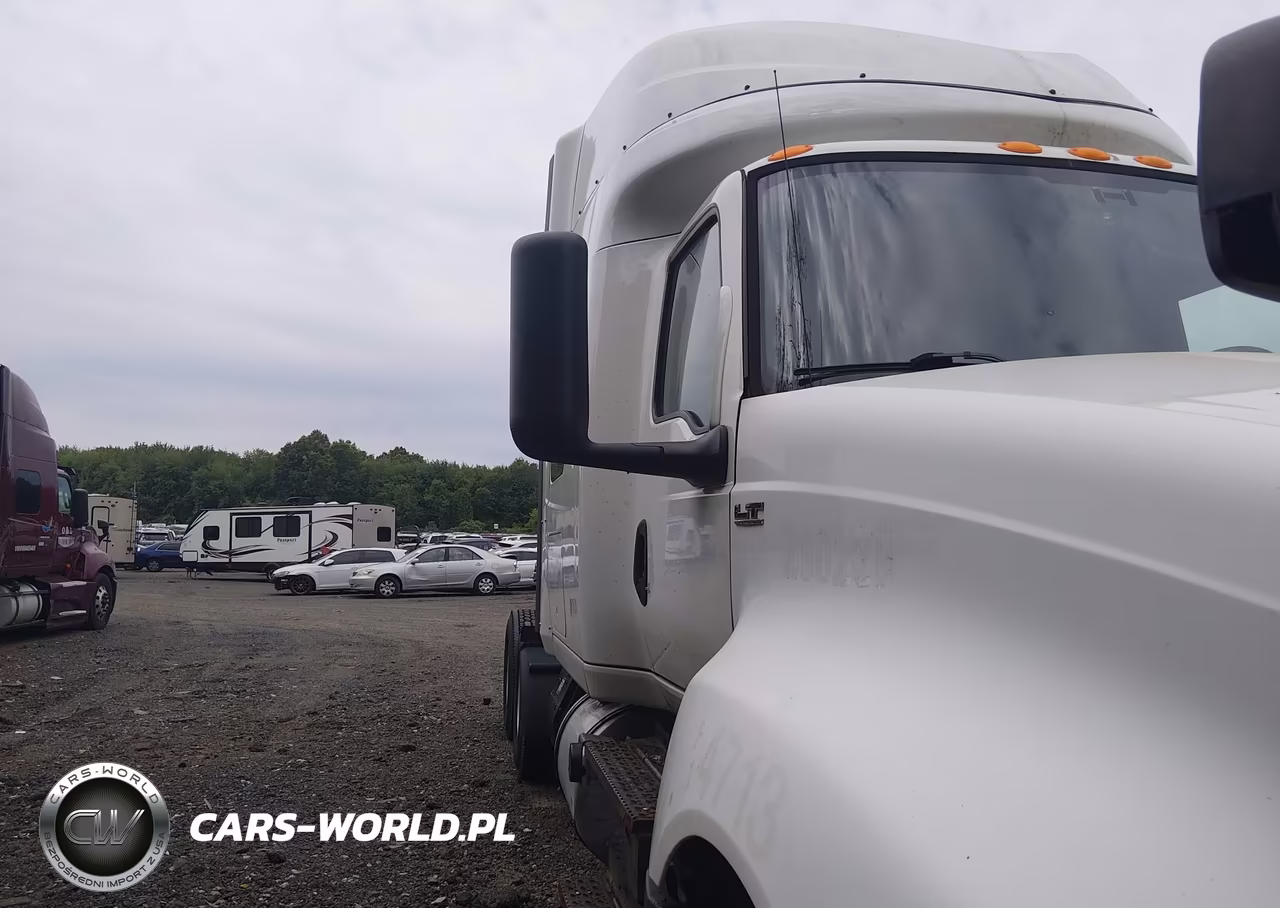 2020 International Lt – zdjęcie 1 z 18