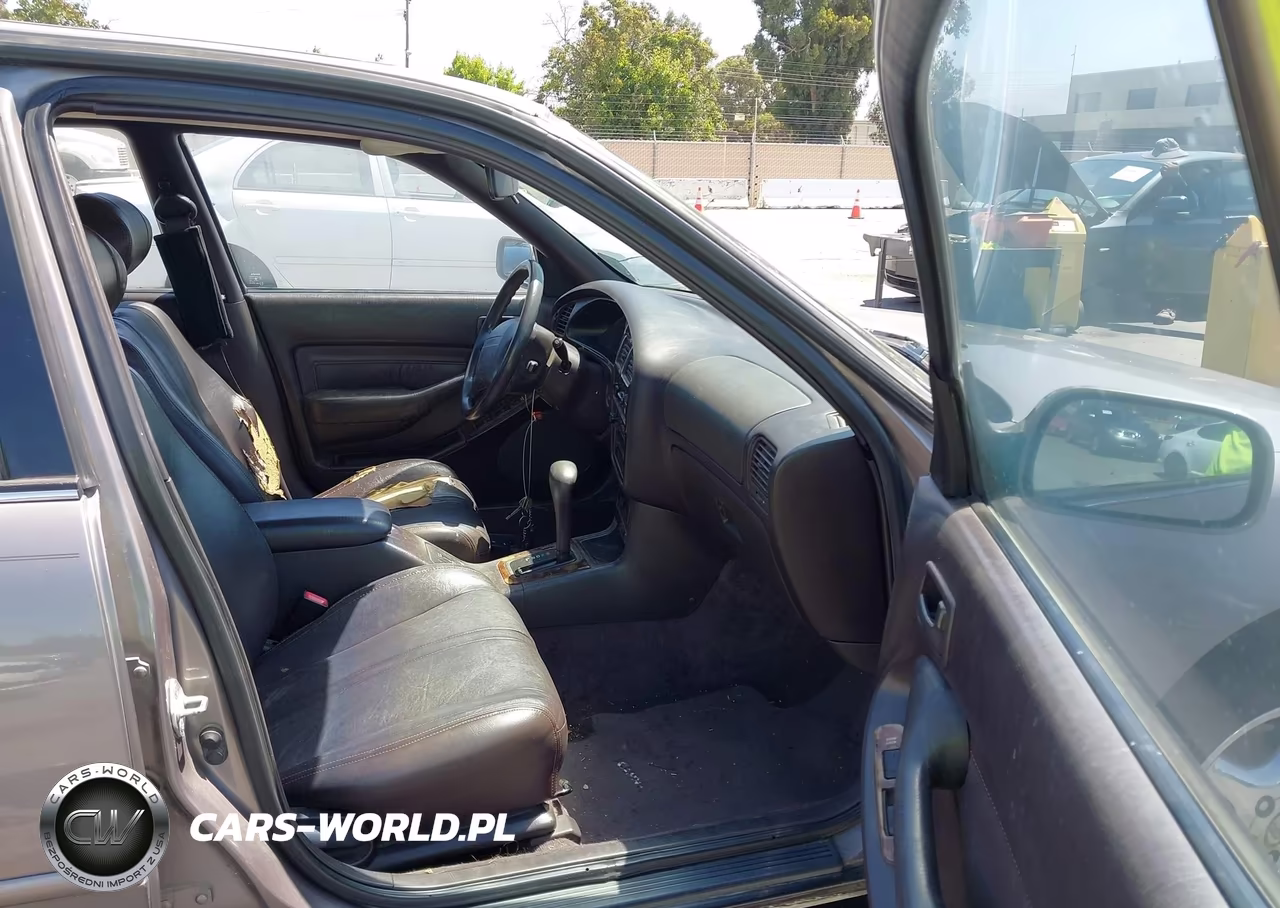 1994 Toyota Camry Le VIN:JT2GK12E5R0065973 - 5