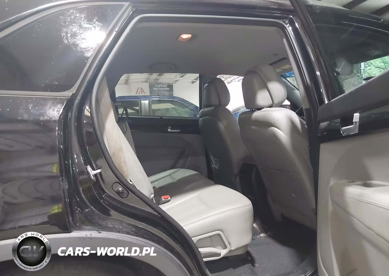 2015 Kia Sorento Lx VIN:5XYKTCA69FG633796 - 8