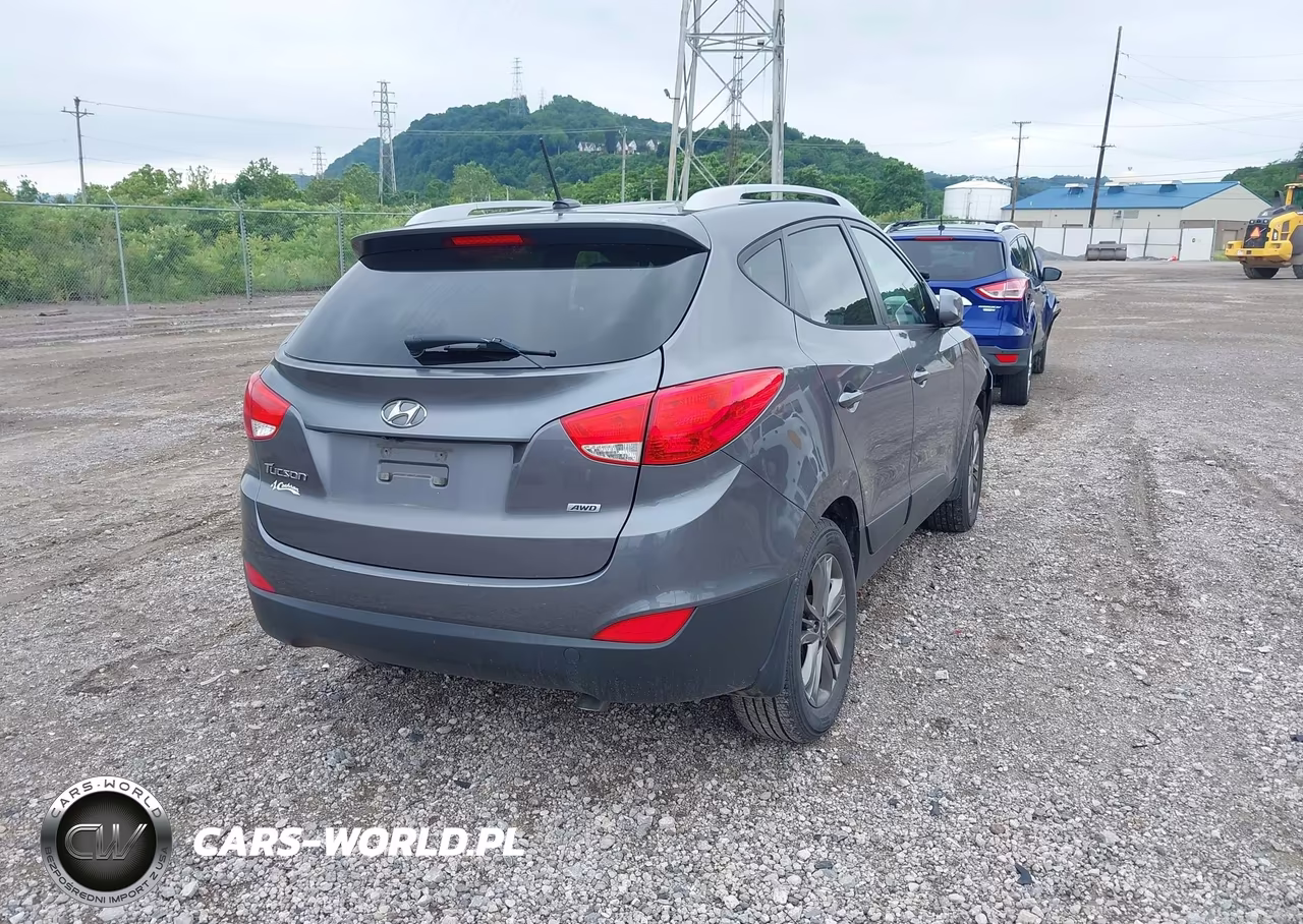2014 Hyundai Tucson Se VIN:KM8JUCAG7EU905059 - 4