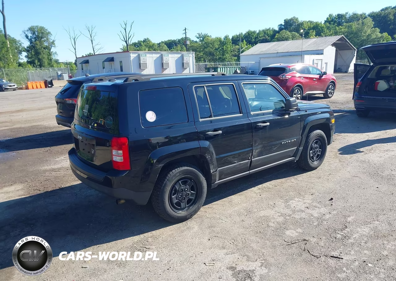 2016 Jeep Patriot Sport VIN:1C4NJPBB4GD536639 - 4