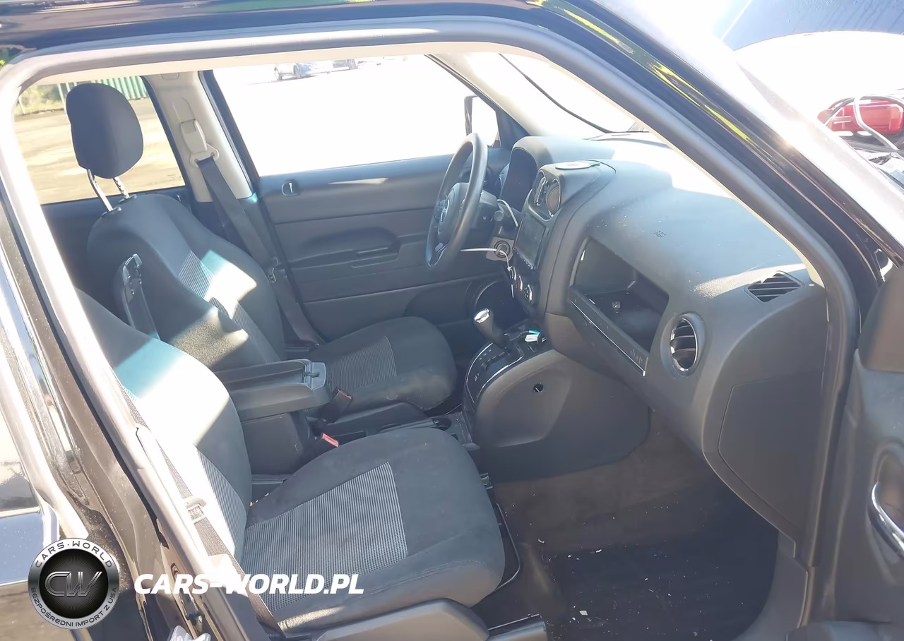 2016 Jeep Patriot Sport VIN:1C4NJPBB4GD536639 - 5