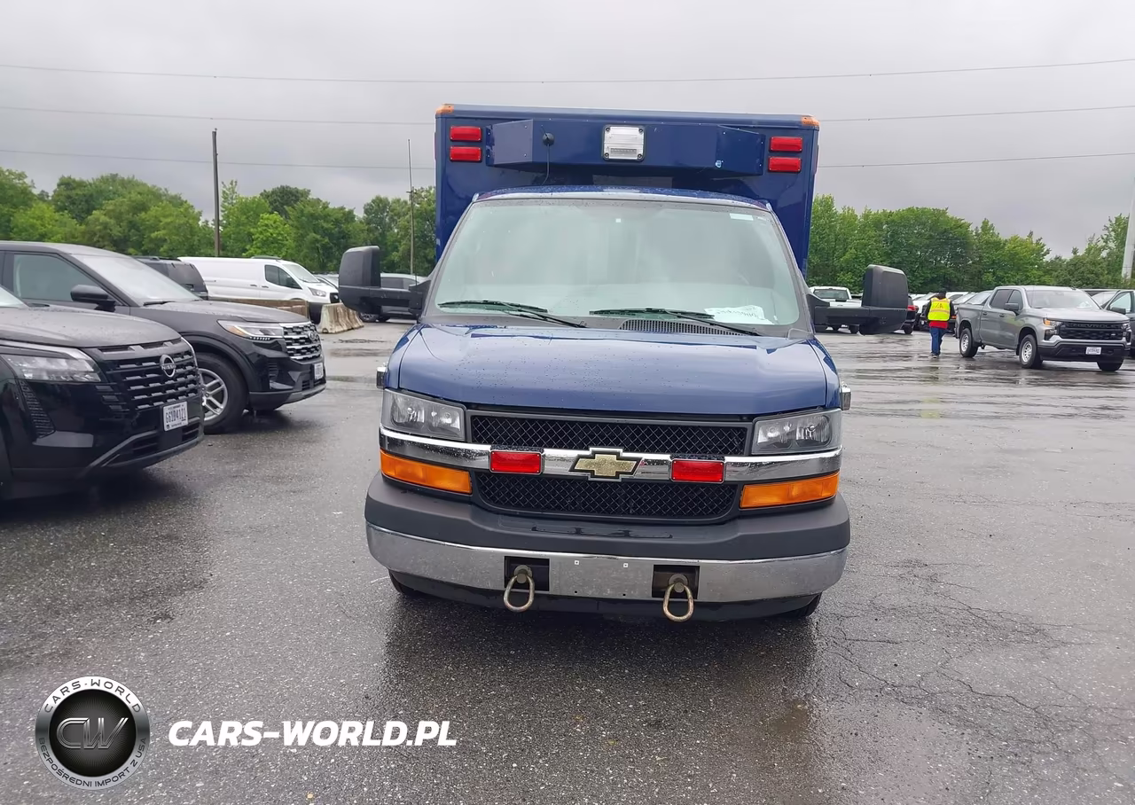 2013 Chevrolet Express Cutaway 3500 Diesel VIN:1GB3G2CL5D1114025 - 14