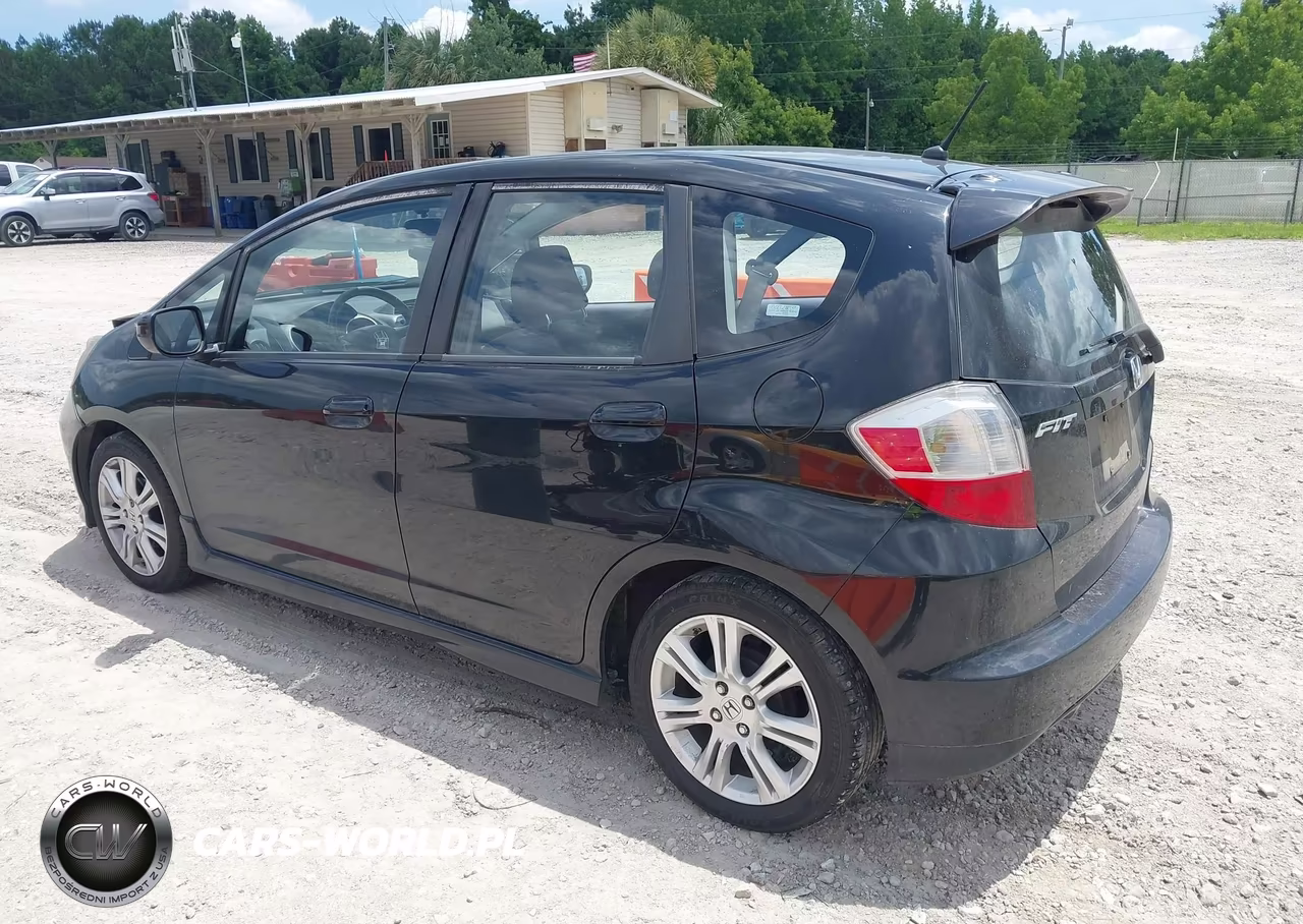 2009 Honda Fit Sport VIN:JHMGE87439S000713 - 3