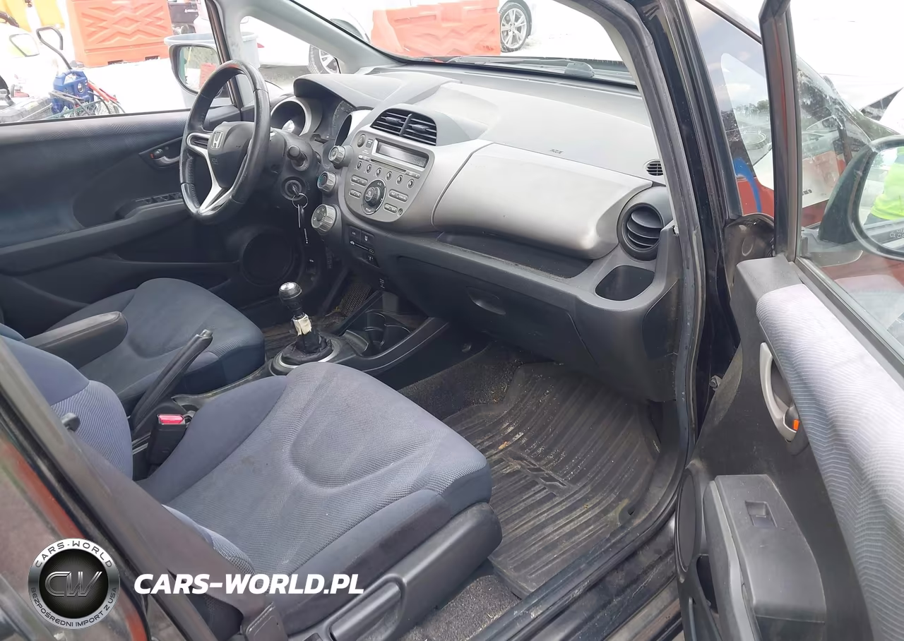 2009 Honda Fit Sport VIN:JHMGE87439S000713 - 5