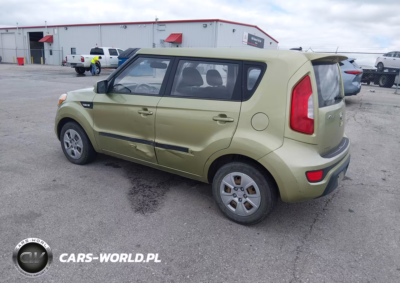 2013 Kia Soul VIN:KNDJT2A59D7487035 - 3
