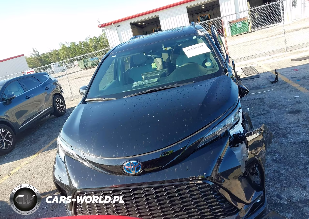 2025 Toyota Sienna Xse VIN:5TDDRKEC0SS289029 - 12