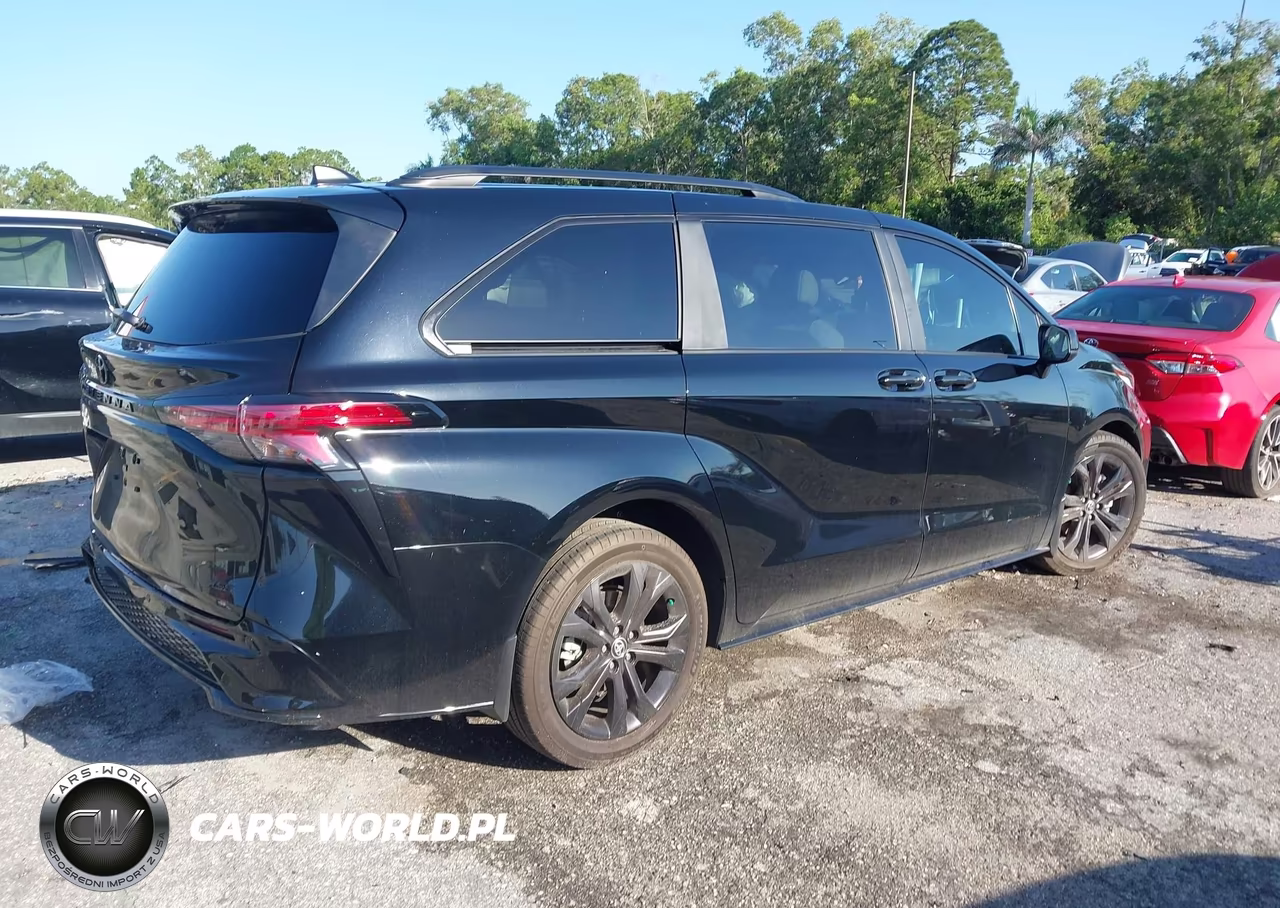 2025 Toyota Sienna Xse VIN:5TDDRKEC0SS289029 - 4