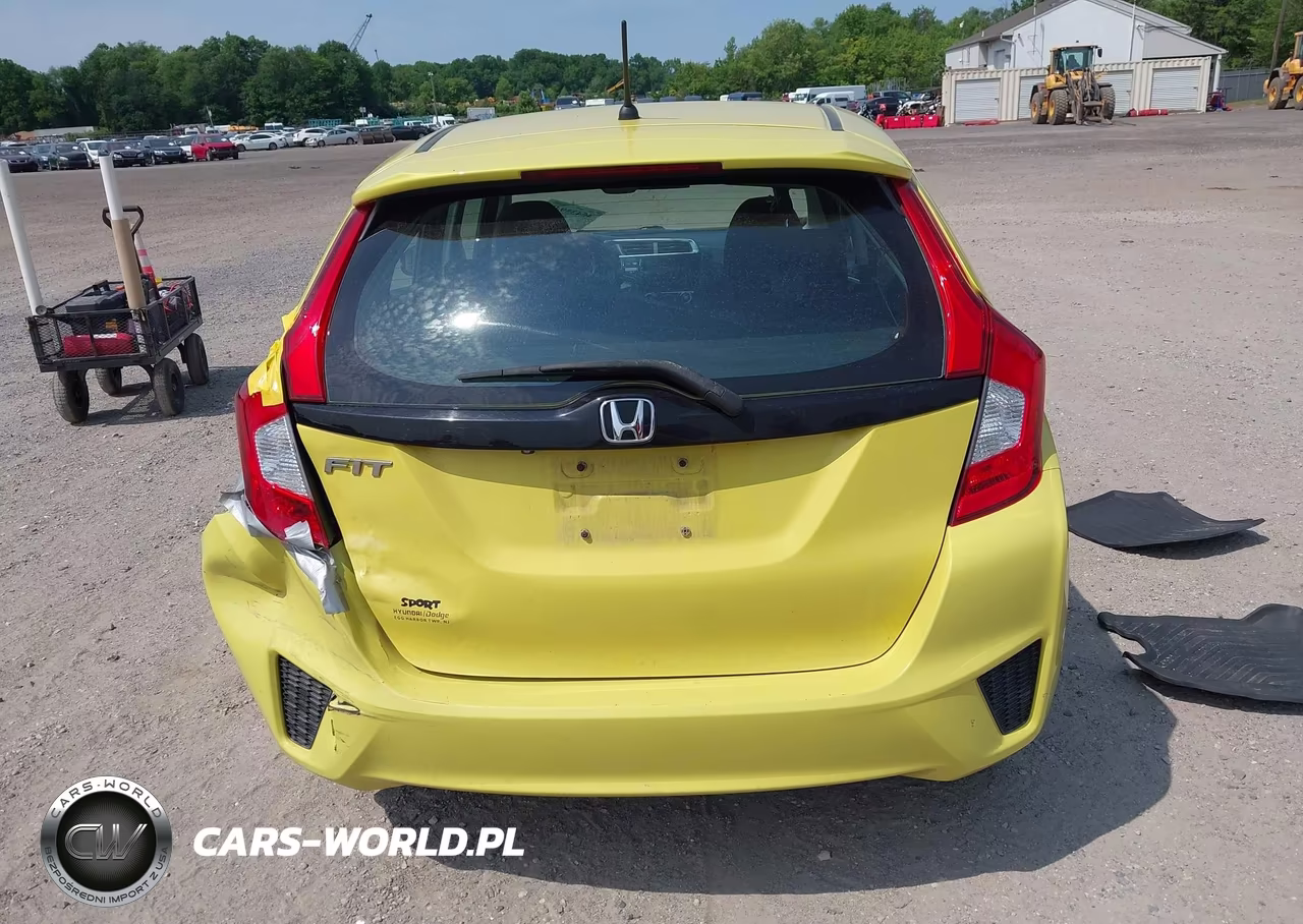 2015 Honda Fit Lx VIN:3HGGK5H57FM777157 - 16