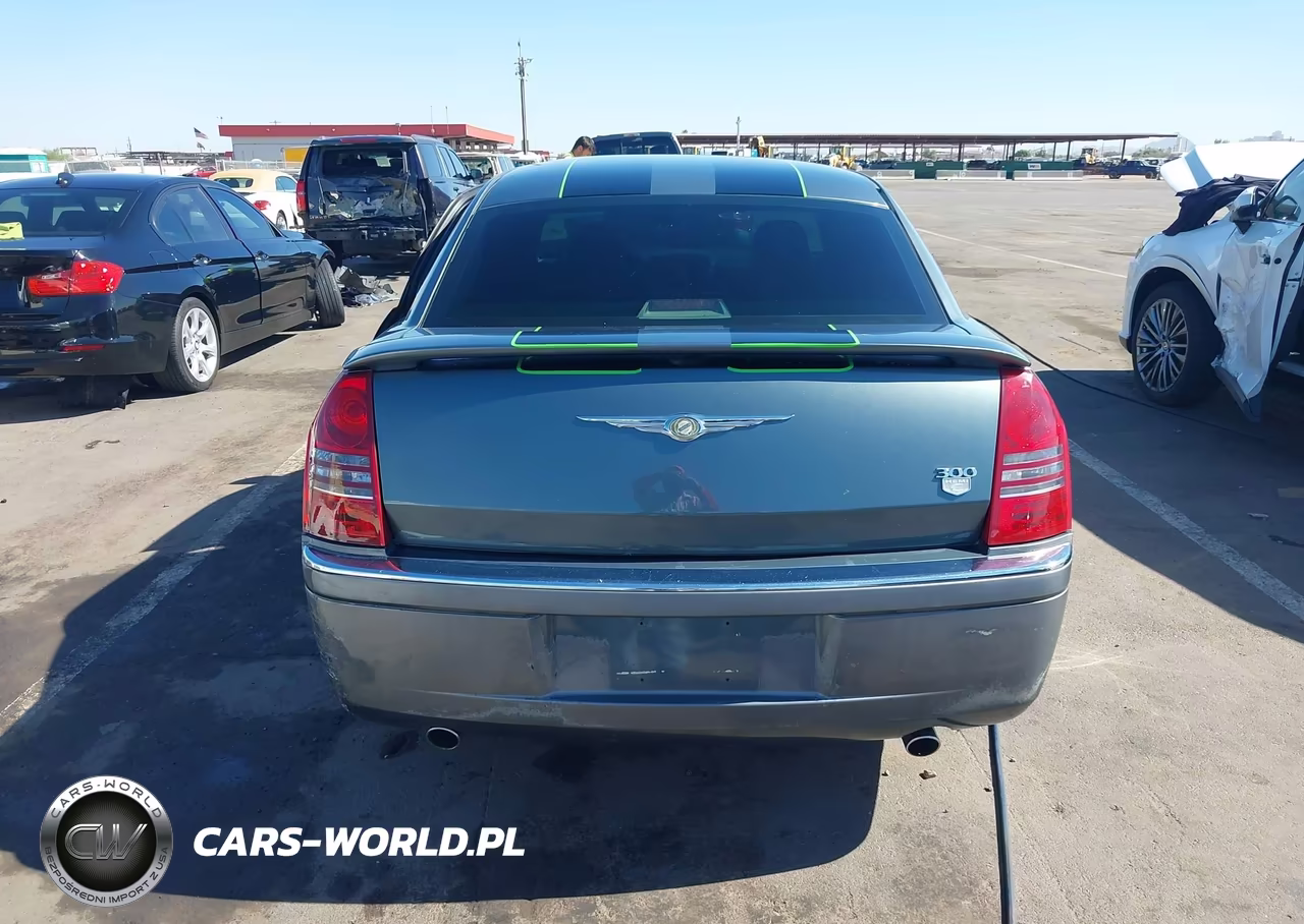 2006 Chrysler 300C VIN:2C3KA63H16H111112 - 16