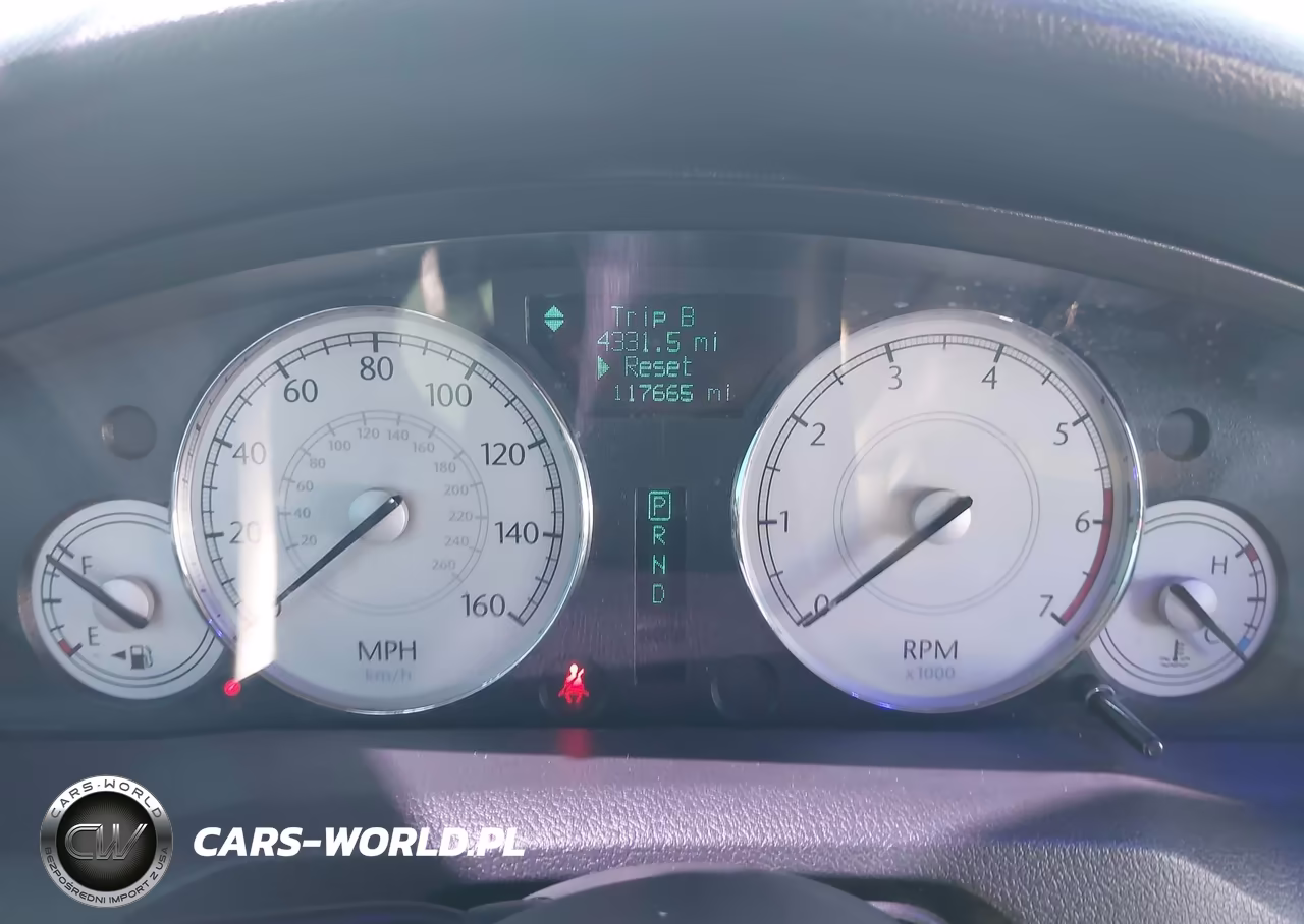2006 Chrysler 300C VIN:2C3KA63H16H111112 - 7