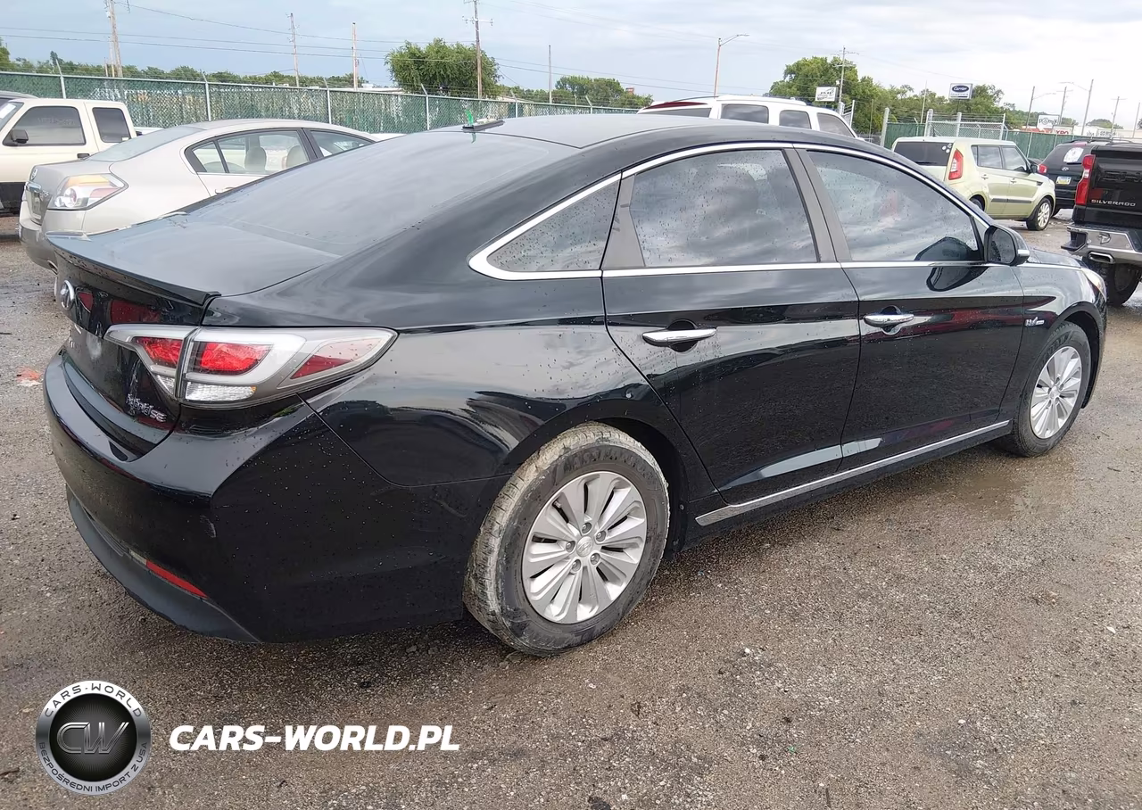 2016 Hyundai Sonata Hybrid Se VIN:KMHE24L12GA013201 - 4