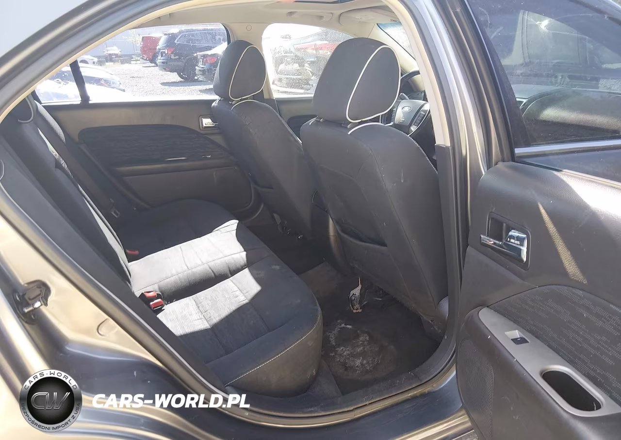 2011 Ford Fusion Se VIN:3FAHP0HAXBR208889 - 18