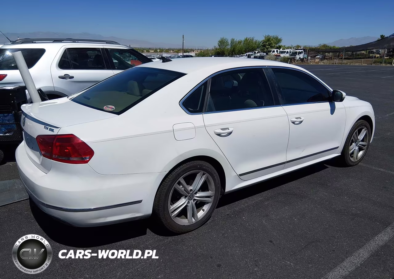 2014 Volkswagen Passat 2.0L Tdi Sel Premium VIN:1VWCN7A33EC021539 - 4