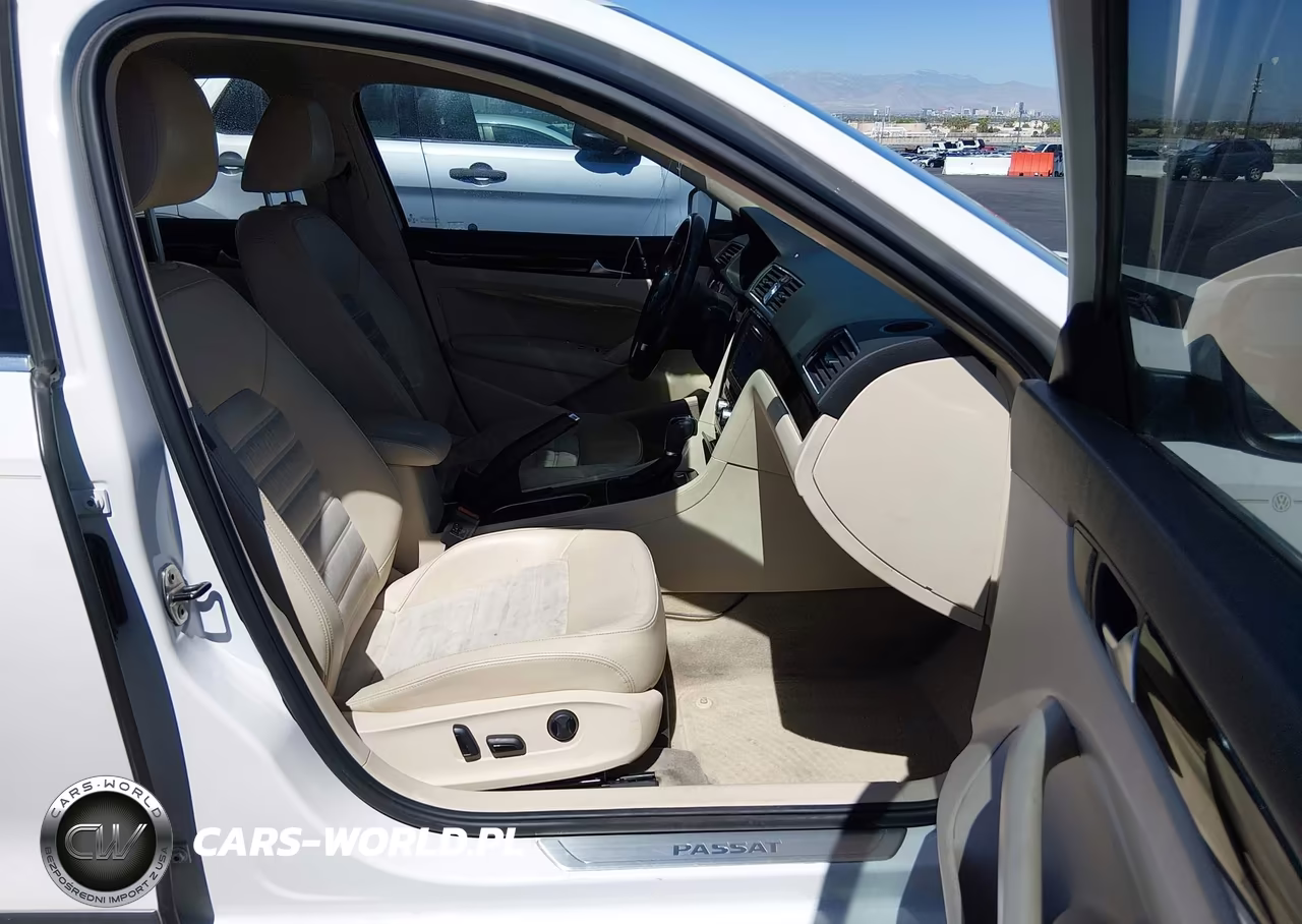 2014 Volkswagen Passat 2.0L Tdi Sel Premium VIN:1VWCN7A33EC021539 - 5