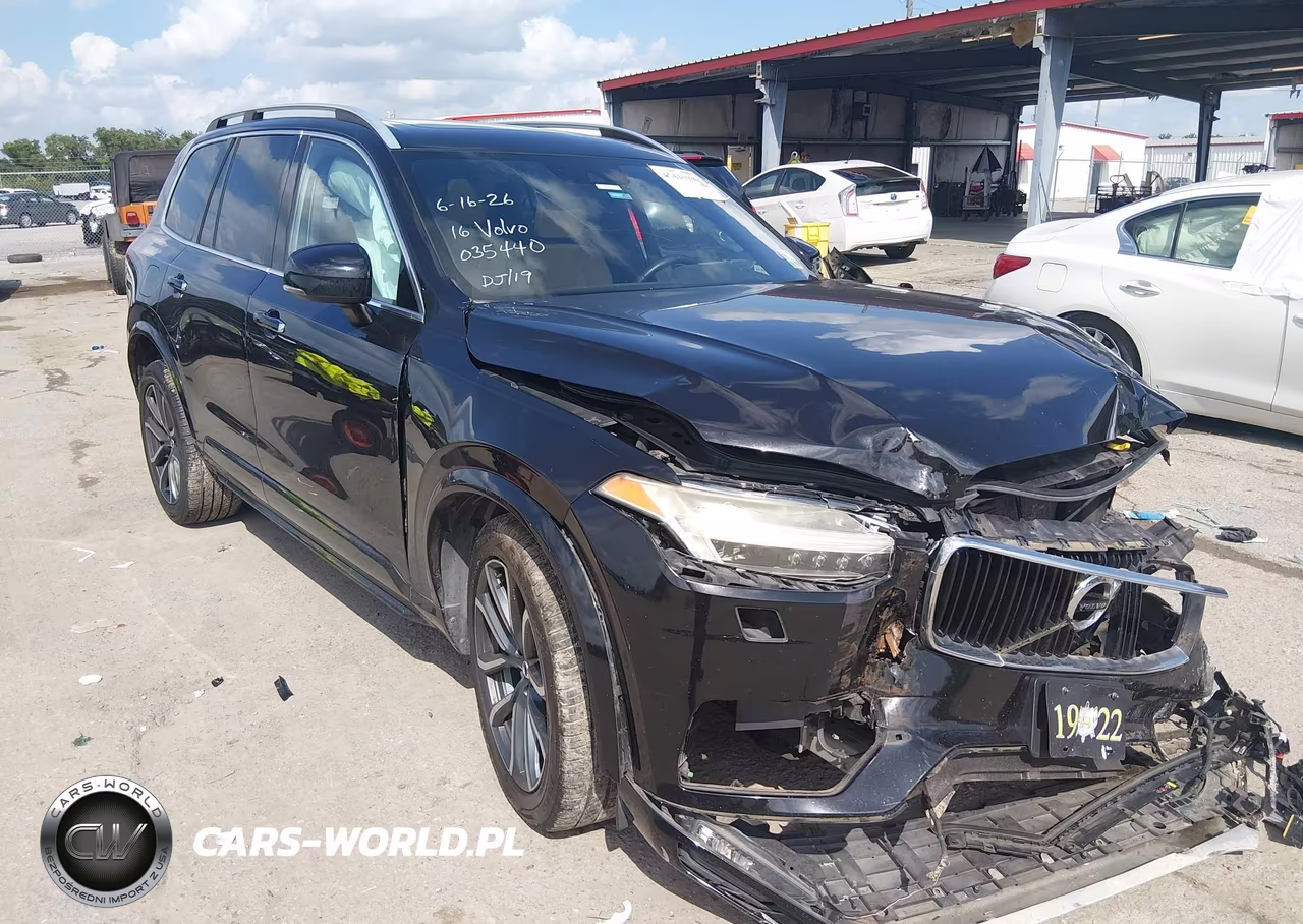 2016 Volvo Xc90 T6 Momentum