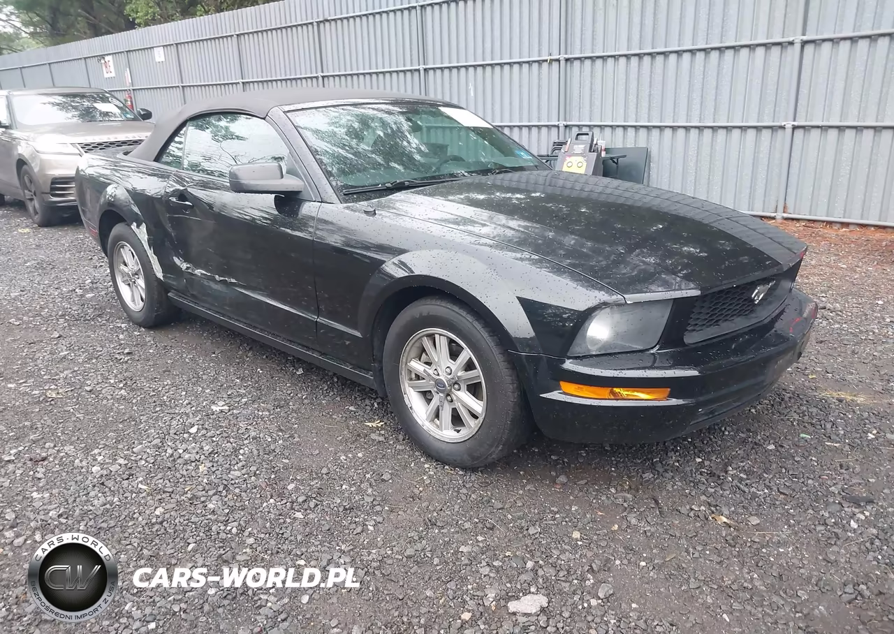 2007 Ford Mustang V6 Deluxe-V6 Premium