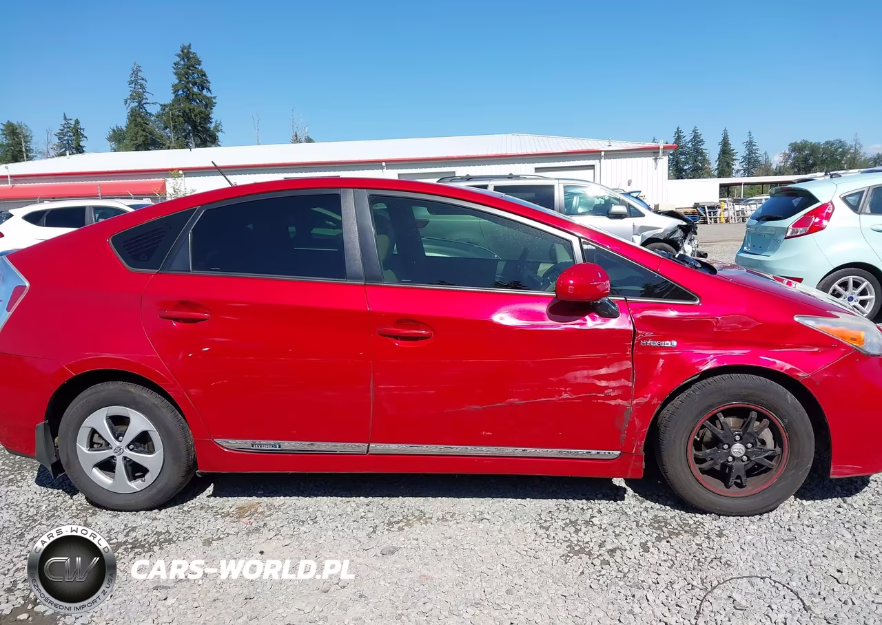 2013 Toyota Prius Three VIN:JTDKN3DU4D0349905 - 13